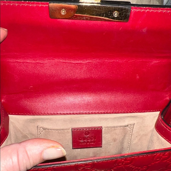 GUCCI
Red Guccissima Leather Padlock Small Shoulder Bag - Picture 5 of 8